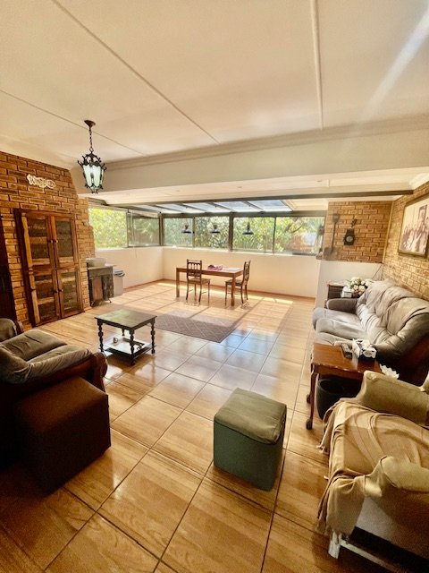 4 Bedroom Property for Sale in Outeniqua Strand Western Cape